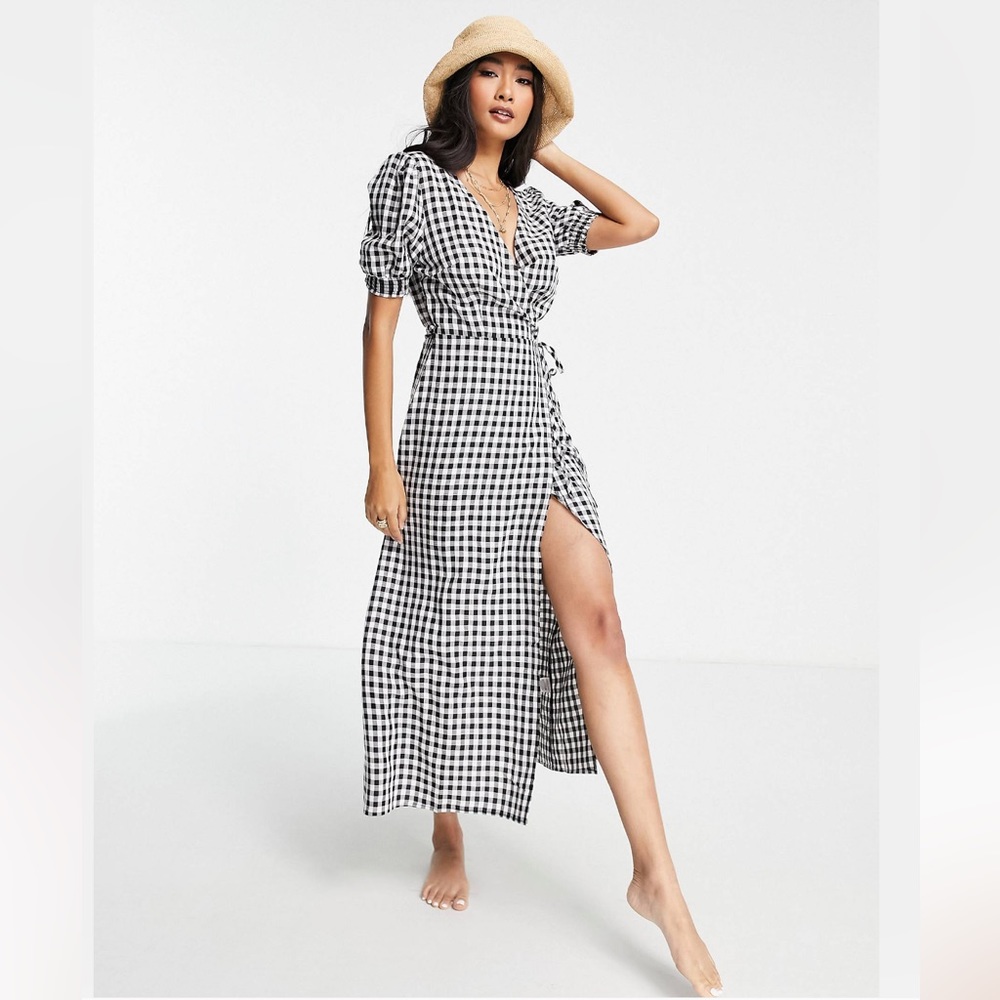 BLOGGERS FAVE! NWT Fashion Union Exclusive Beach Wrap Summer Dress in Gingham, 8